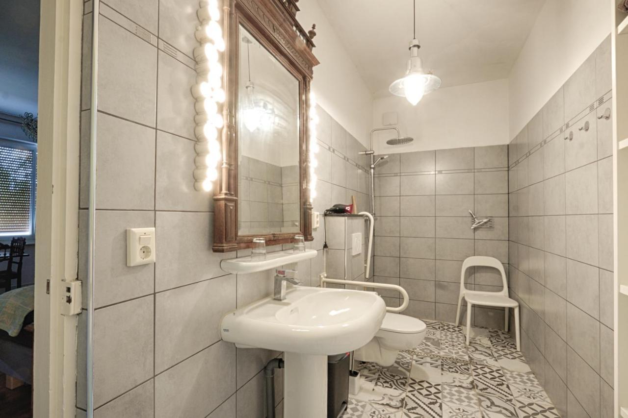 Chambre D'Hotes Fantesstique Berzieux 外观 照片